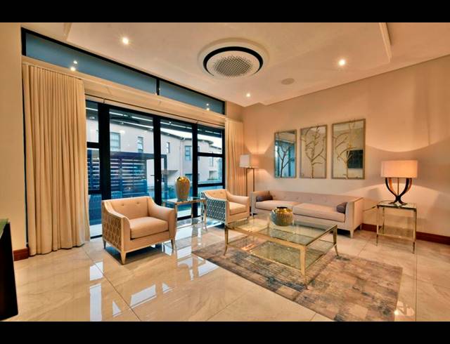 5 BEDROOM HOUSE FOR SALE IN MEYERSDAL ECO ESTATE